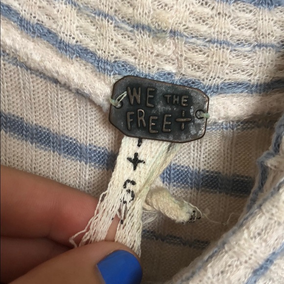 Free People Turtle Neck - Picture 2 of 3